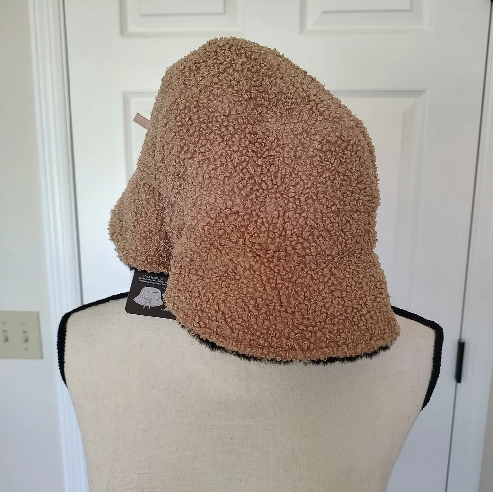 Sprigs Reversible Adjustable Bucket Hat Black And Carmel NWT